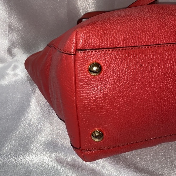 Gorgeous Michael Kors Coral Shade Leather Handbag - Picture 8 of 15